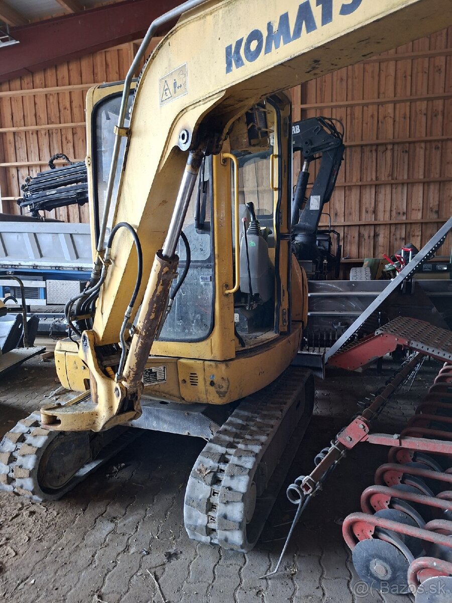Bager komatsu 2.7t - 8