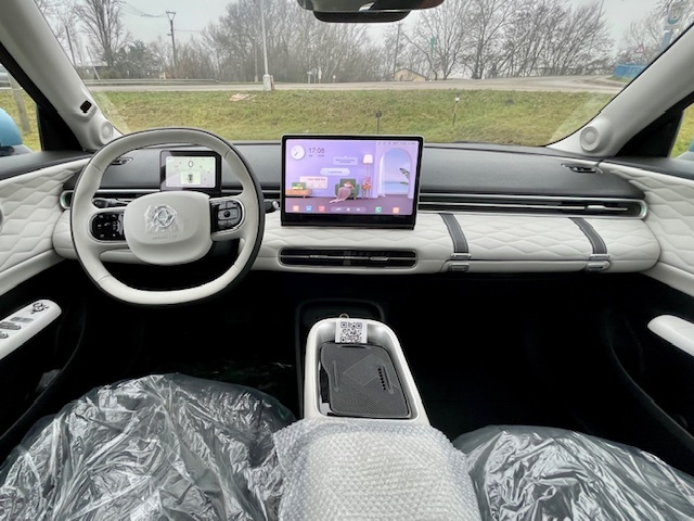 Nový elektrický Dongfeng BOX E3 - 8