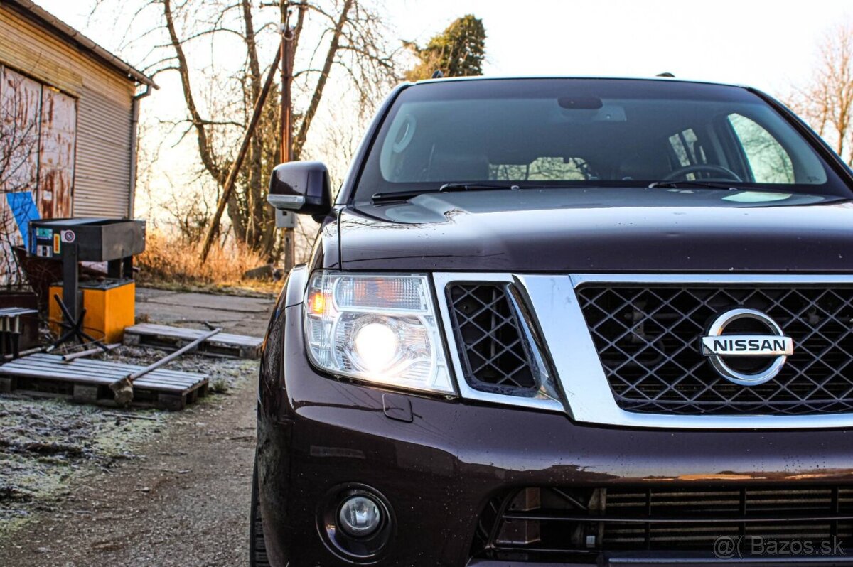 Nissan Pathfinder 3.0 V6 A/T 7MIEST - 8