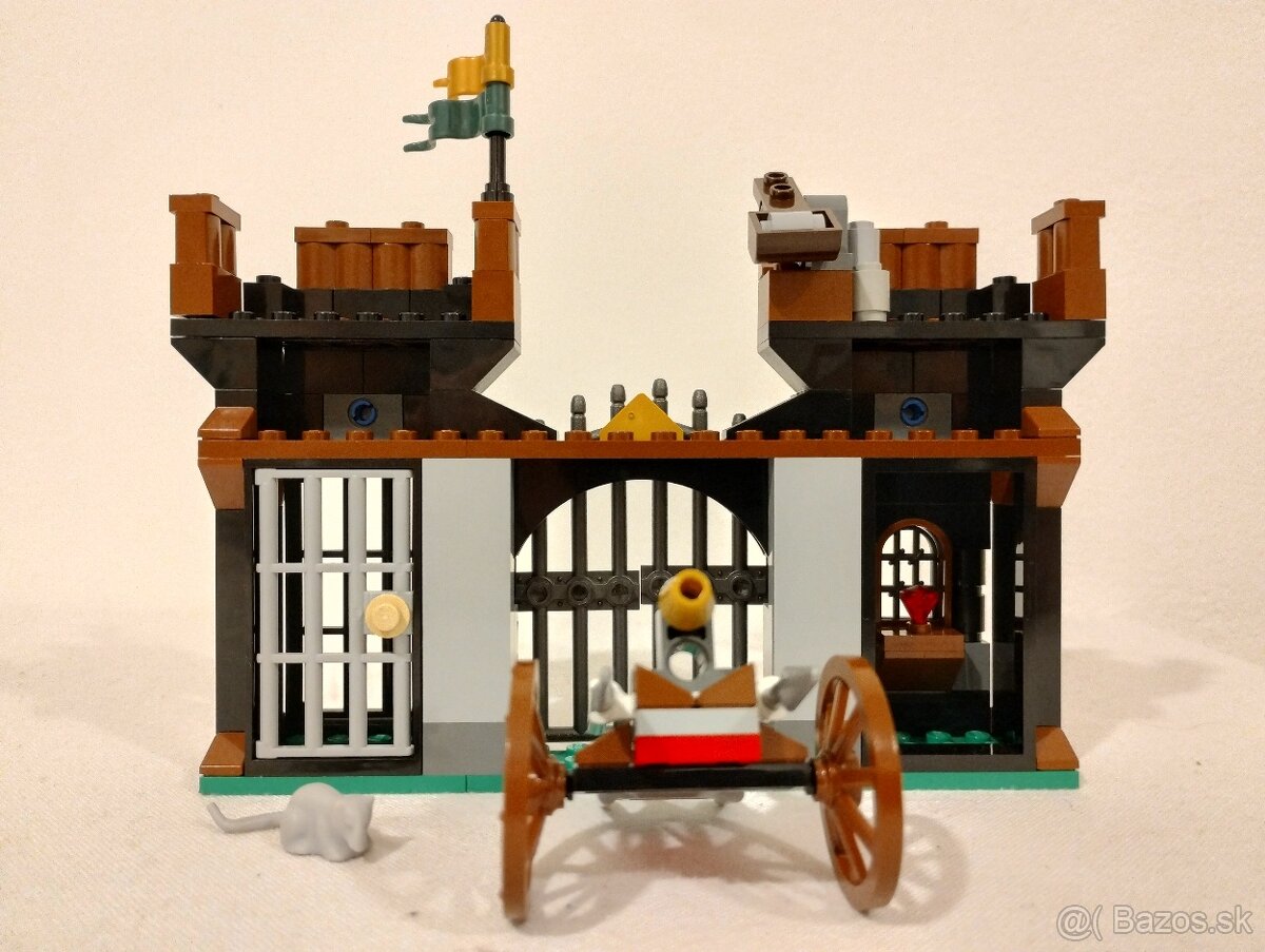 LEGO Castles 7187 Escape from the Dragon's Prison - 8