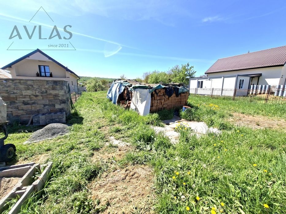 Slnečný pozemok všetky IS, 1577m2, obec Župčany - 8