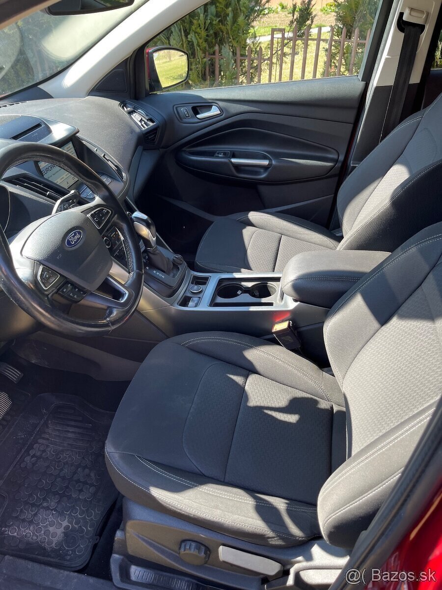 Ford Kuga 2.0 TDCi Duratorq Titanium A/T AWD 4x4 - 8