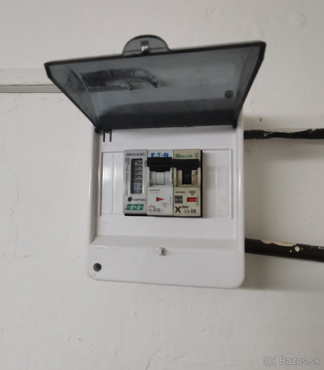 Prenájom / predaj dvojgaráže - 8