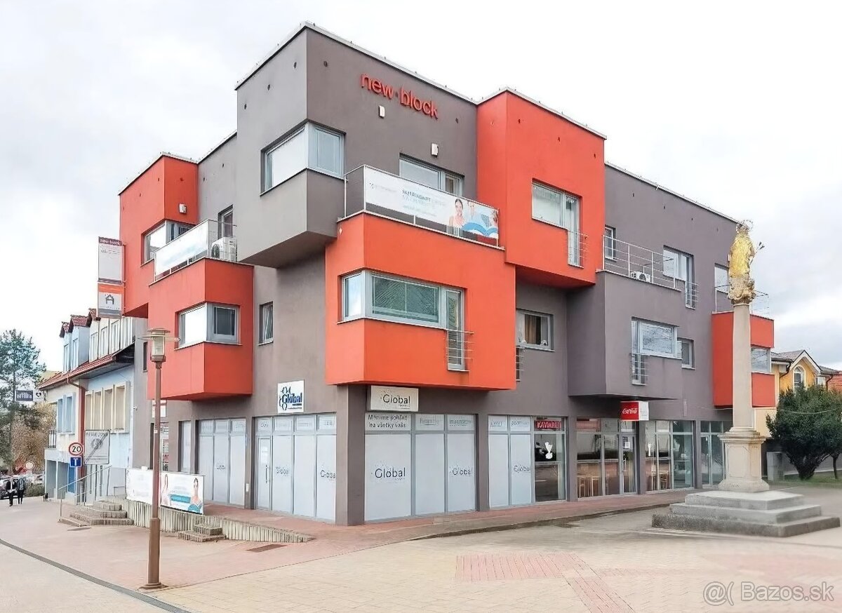 Kancelárske-obchodné priestory-centrum Prievidza - 8