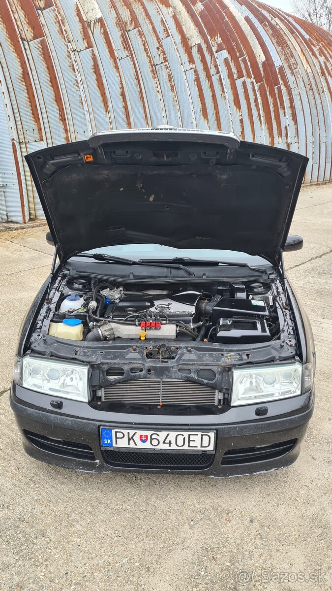 Škoda Octavia 1.8t RS combi - 8