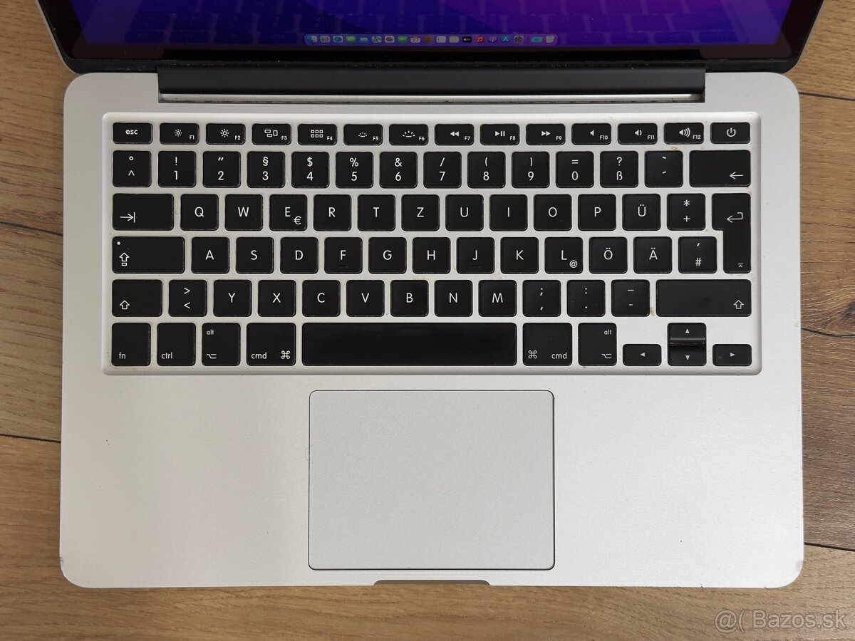 Apple Macbook Pro 13" (early 2015) i5, 8GB, 256GB - 8