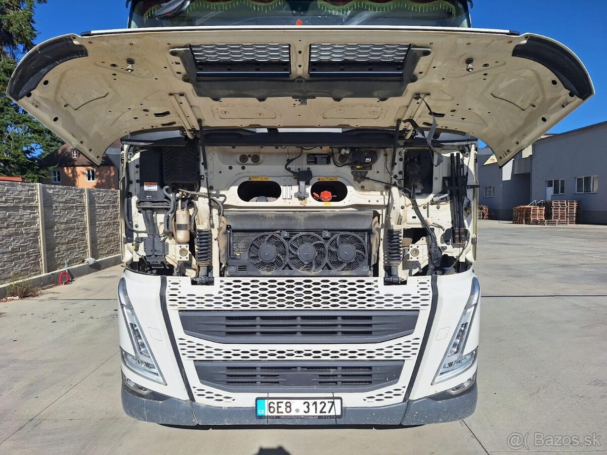 VOLVO FH 460 GLOBETROTER EURO 6 + HYDRAULIKA - 8