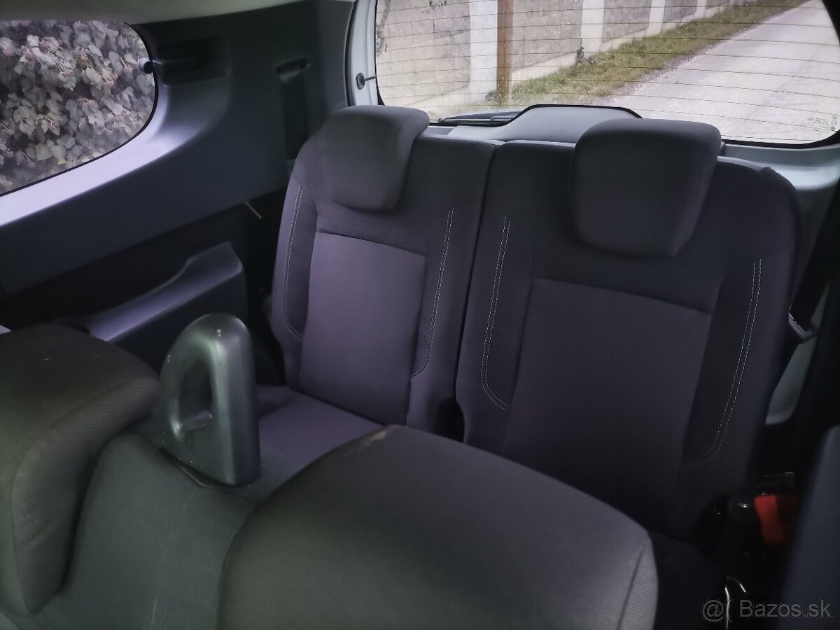 Dacia Lodgy 1.5DCi , 7 miest - 8