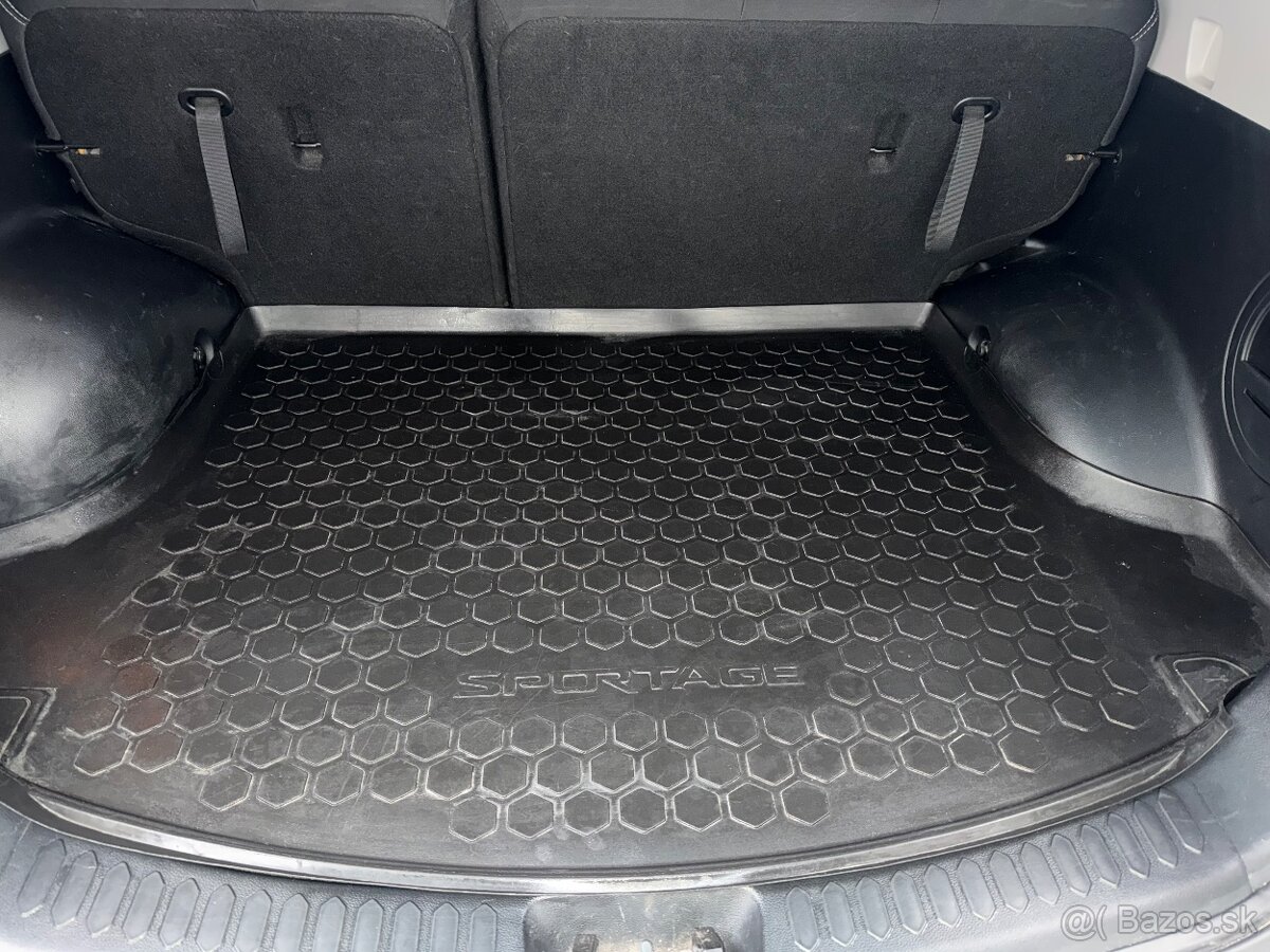 KIA Sportage - 8