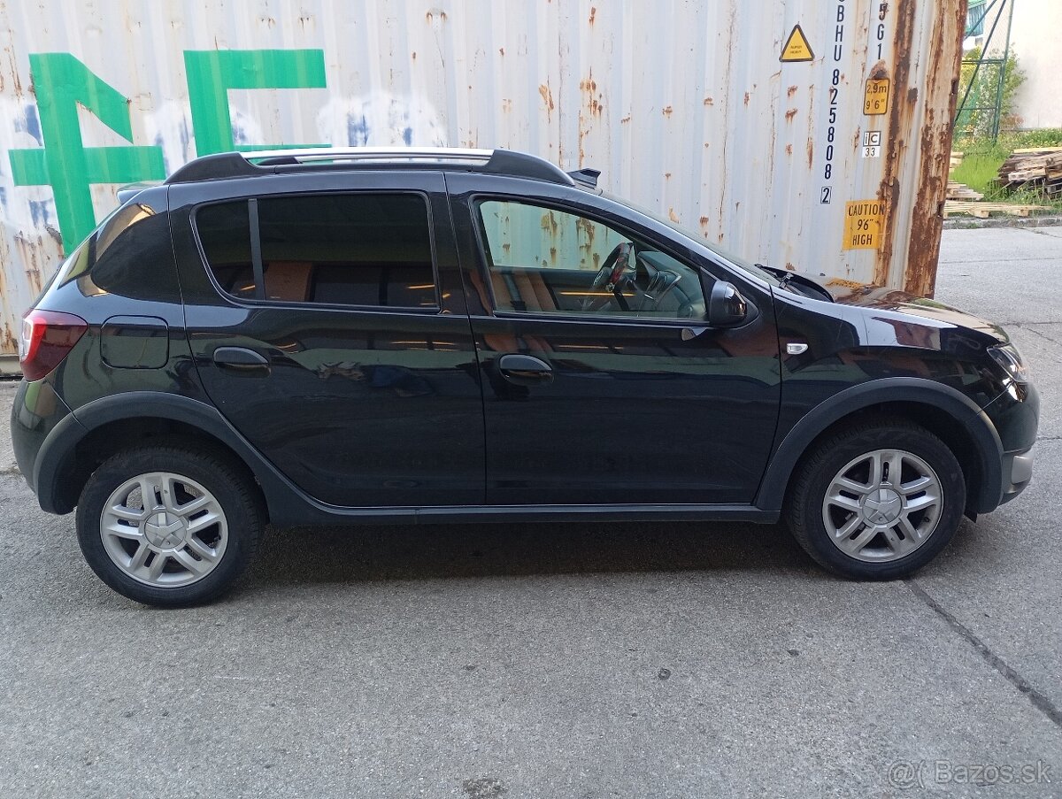 Dacia Sandero Stepway - 8
