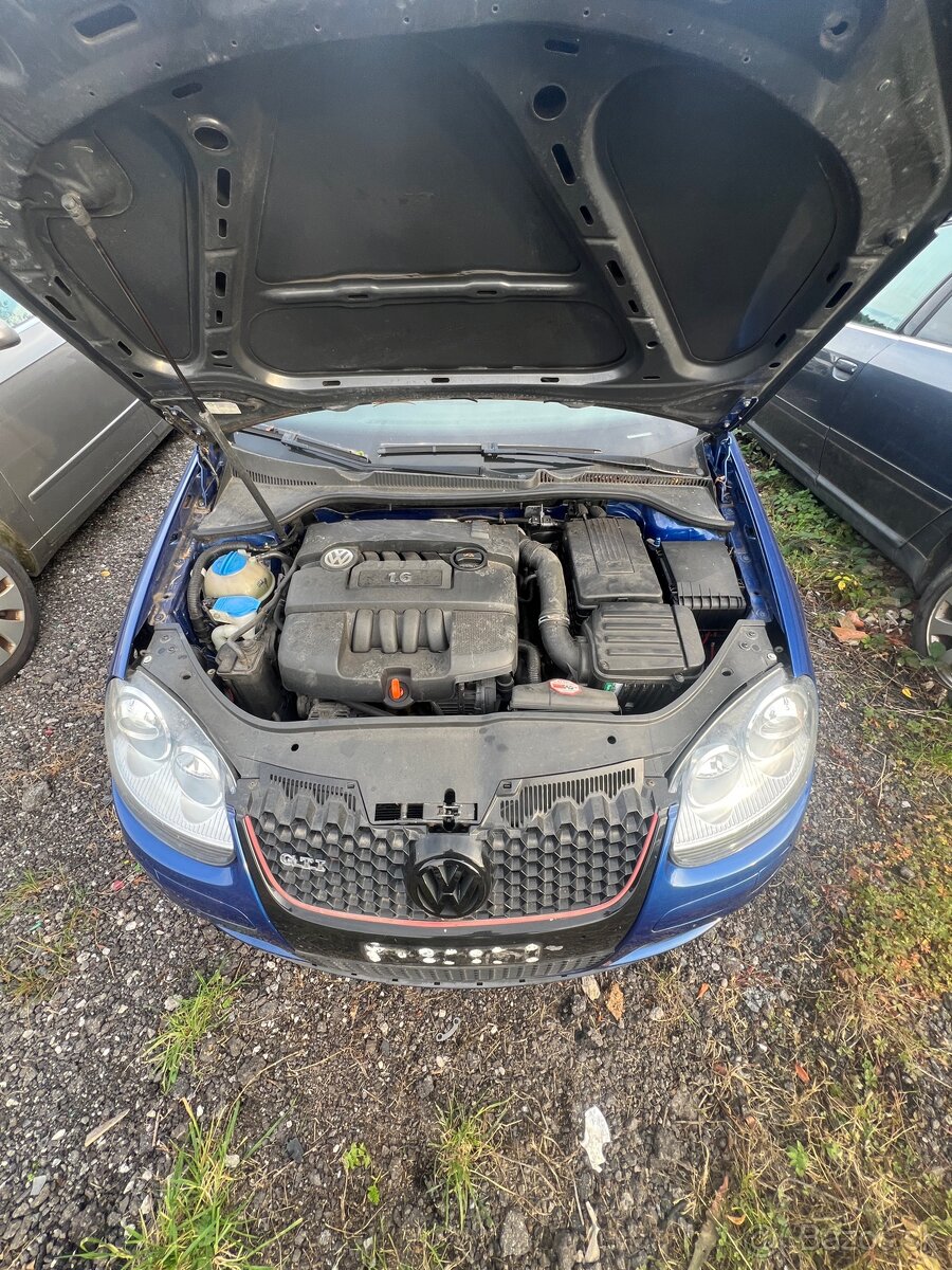 Len Rozpredam Golf 5 GTI optik R32 - 8