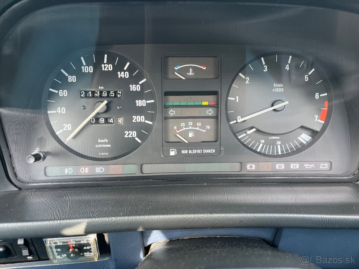 BMW 520i E28 automat - 8