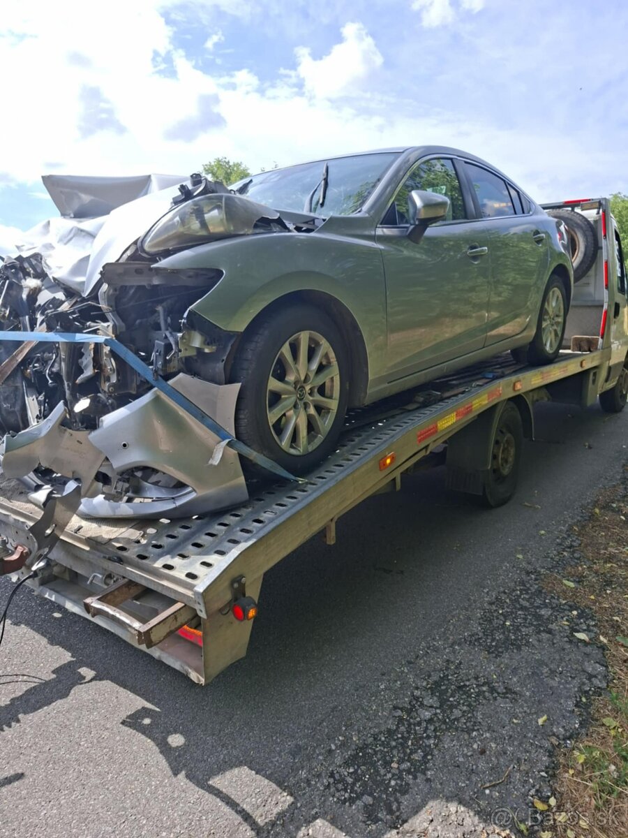 Rozpredám Mazda 6 2.0 107kw benzin 2014 - 8