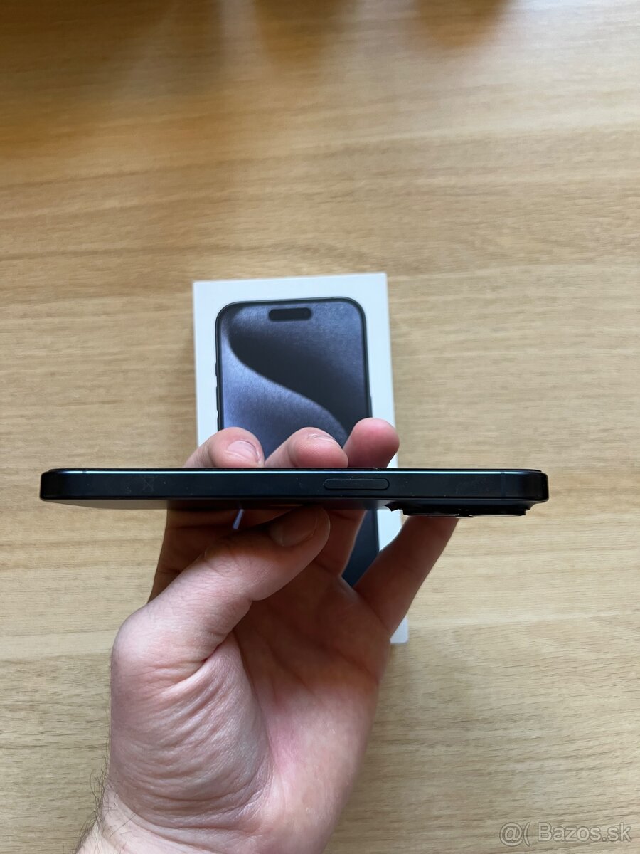 iPhone 15 pro 256 GB - 8