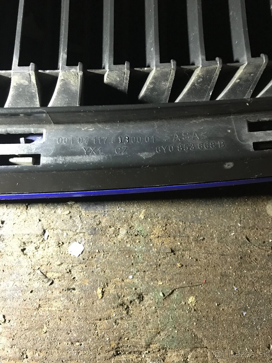 Škoda Fabia MK1 Predná Maska - 8