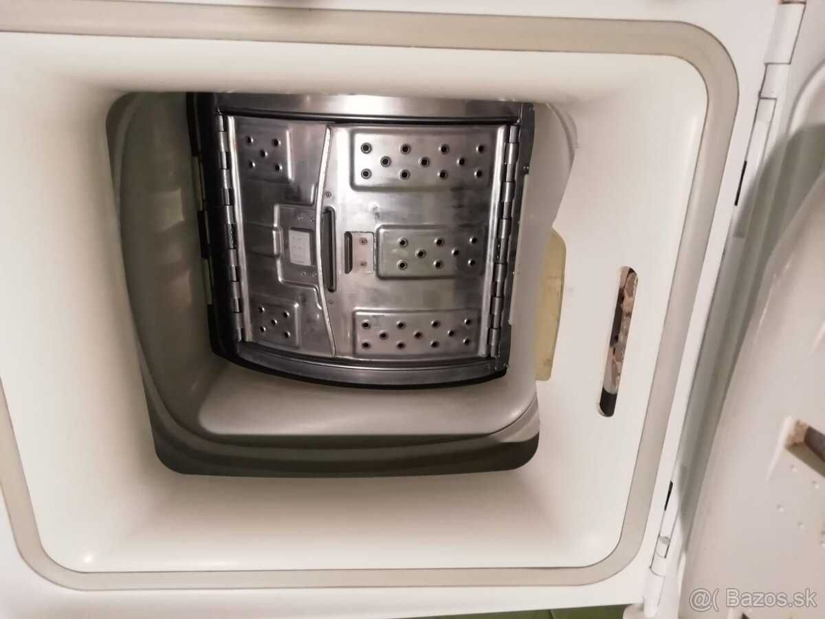 Predám práčku Whirlpool AWE 7516 - 8