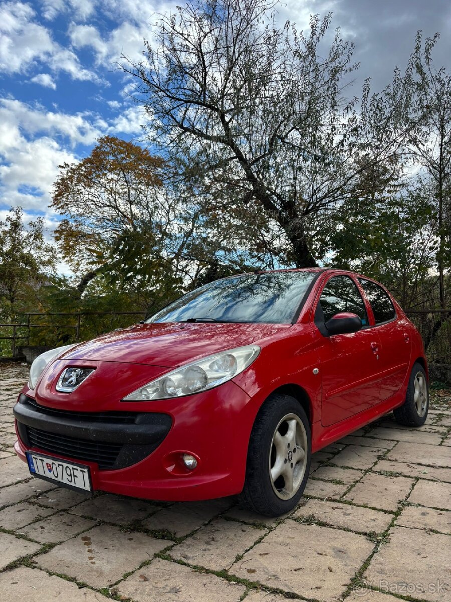 PEUGEOT 206+ 1.4.Hdi - 8