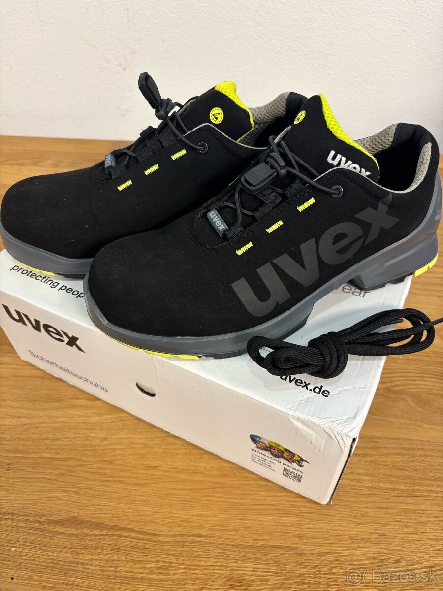 Predam pánsku pracovnú obuv UVEX - 8