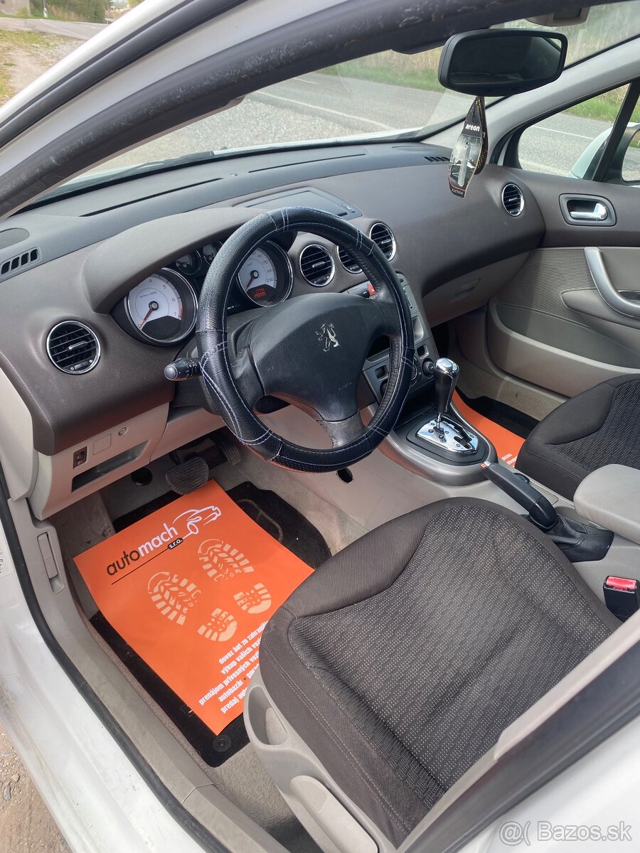 Predám Peugeot 308 1,6 benzín 88kw, 296996km rv 12/2008 - 8
