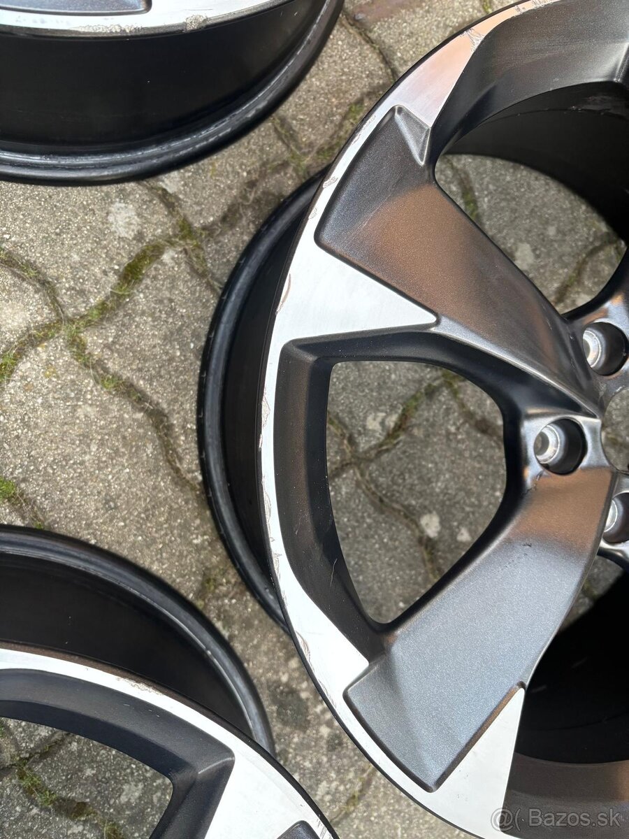 Disky Alu SEAT Leon Cupra Leon, R18, 7,5J ET46 - 8