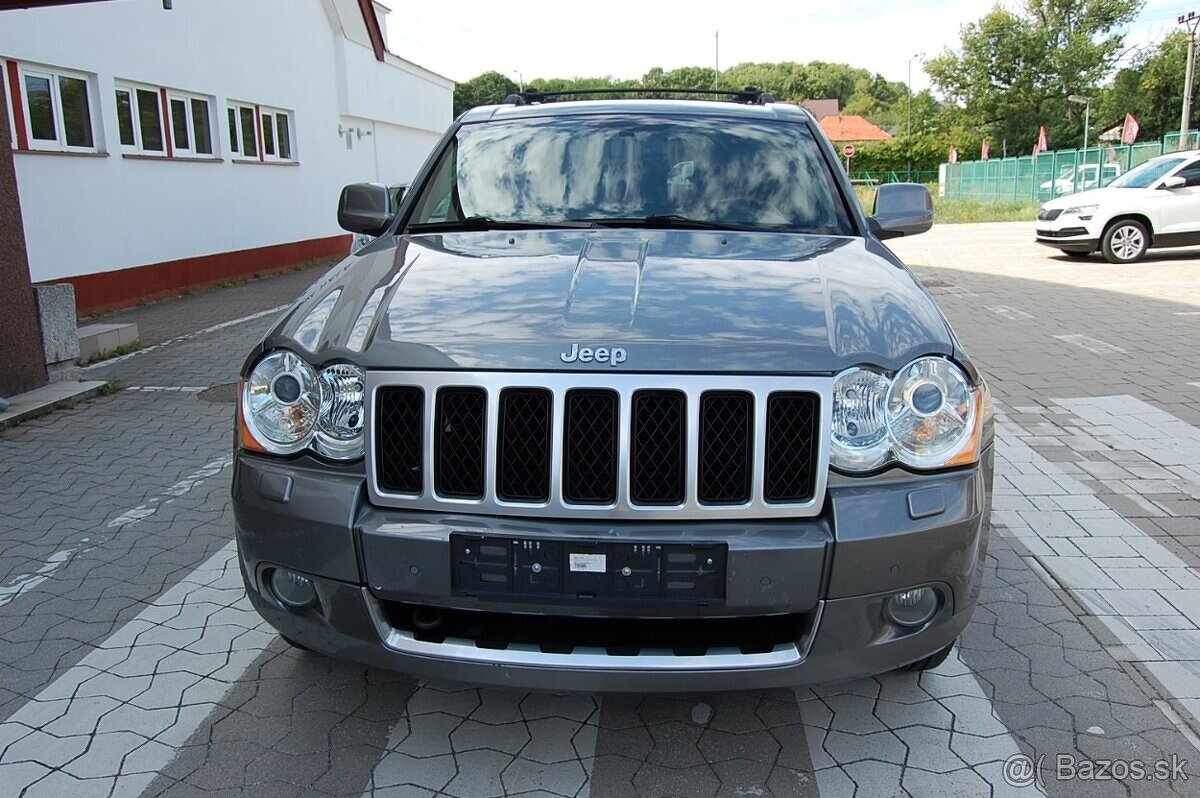 Jeep Grand Cherokee - 8