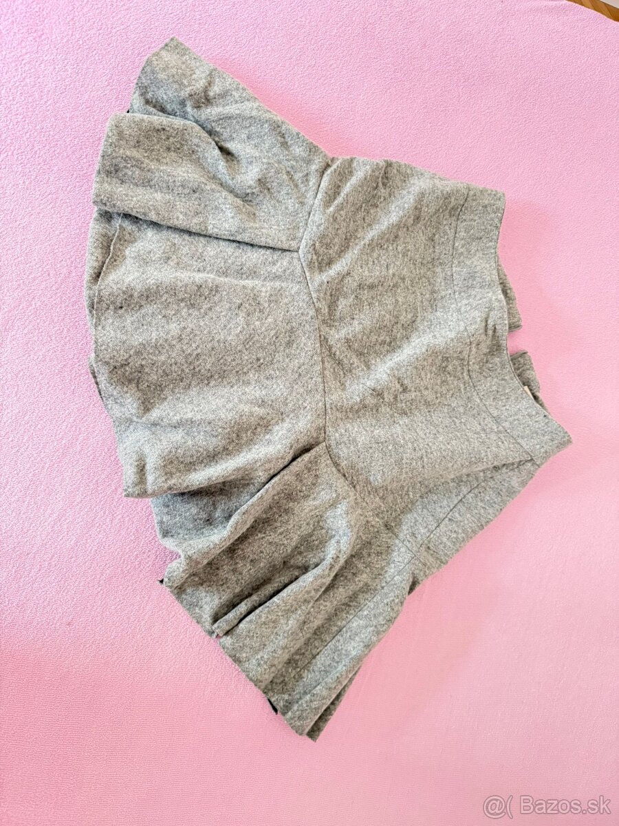 Viacere kusy oblecenia - 8