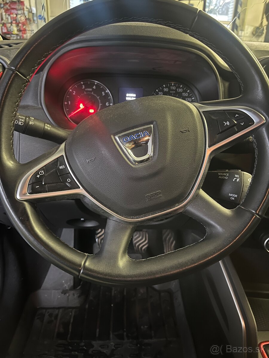 Dacia Duster 150K 4x2 Techroad - 8