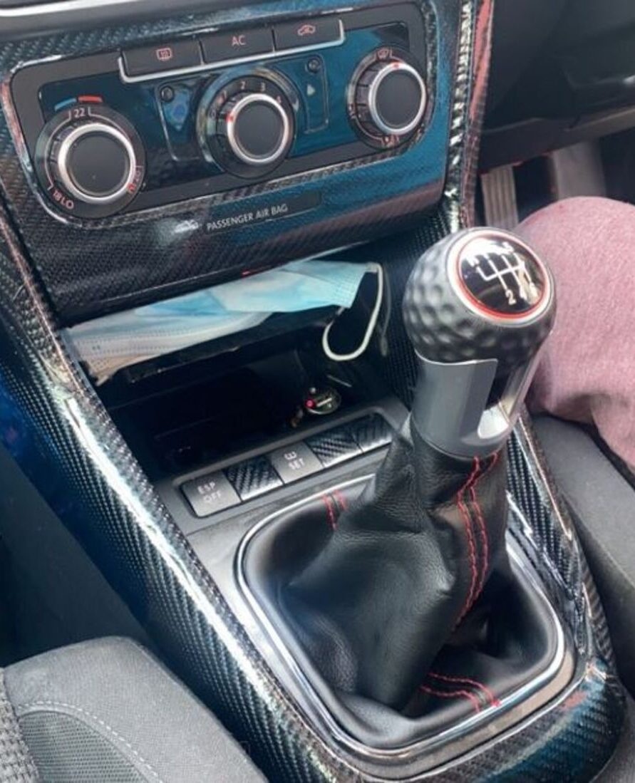 Kožená GTI radiaca paka - golfová loptička - 8