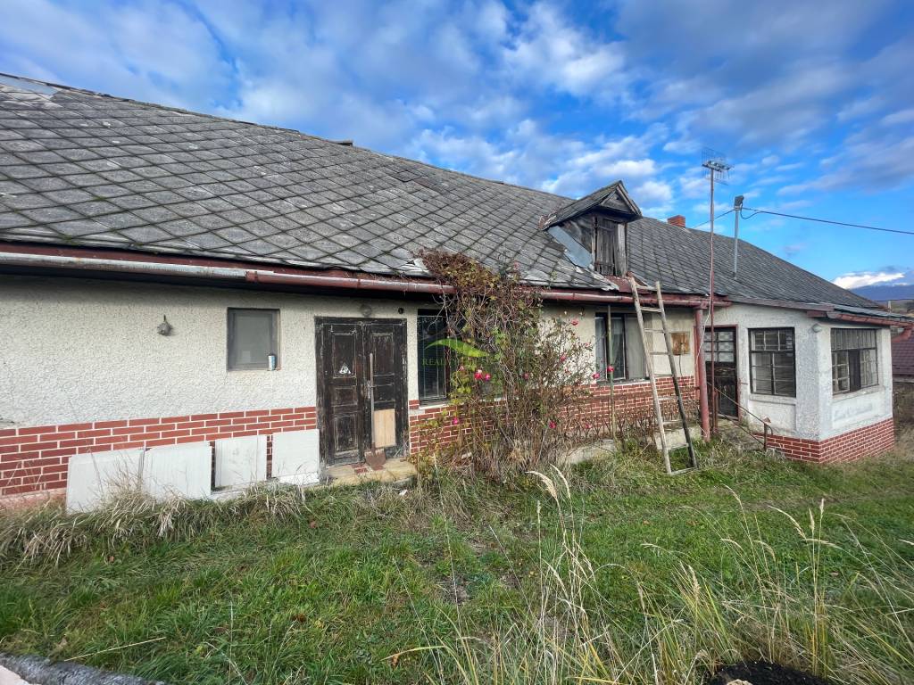 Chalupa priamo pod Lesom - blízko Morského Oka - 8