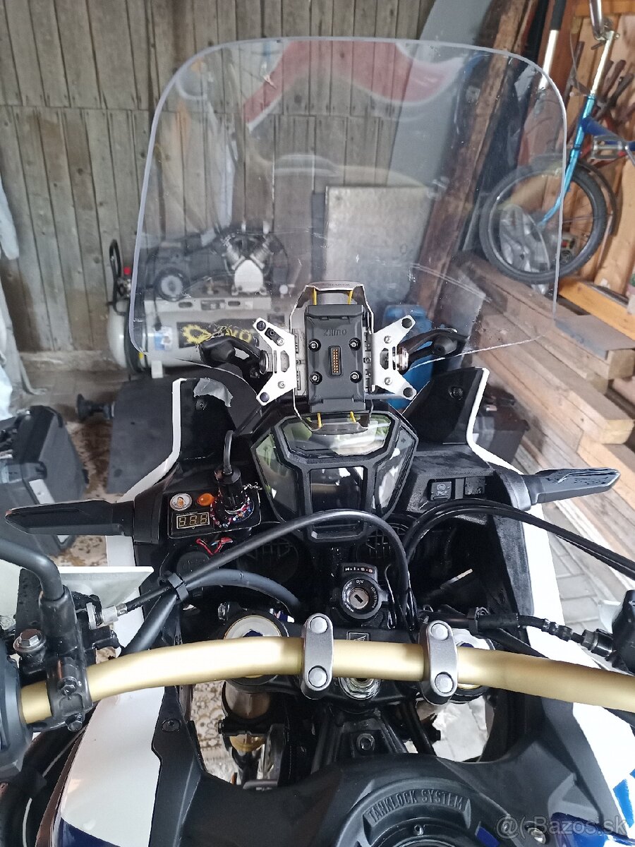 Honda Africa twin - 8