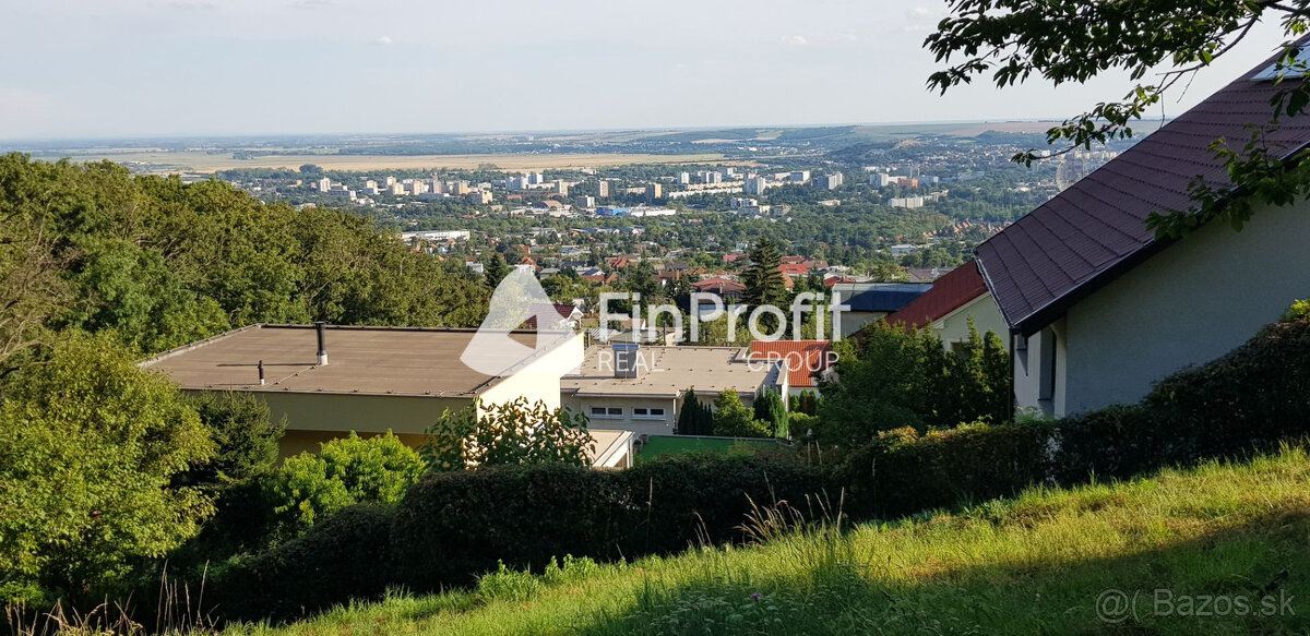 Predám dva stavebné pozemky pod lesom Nitra - Zobor, 1635m2. - 8