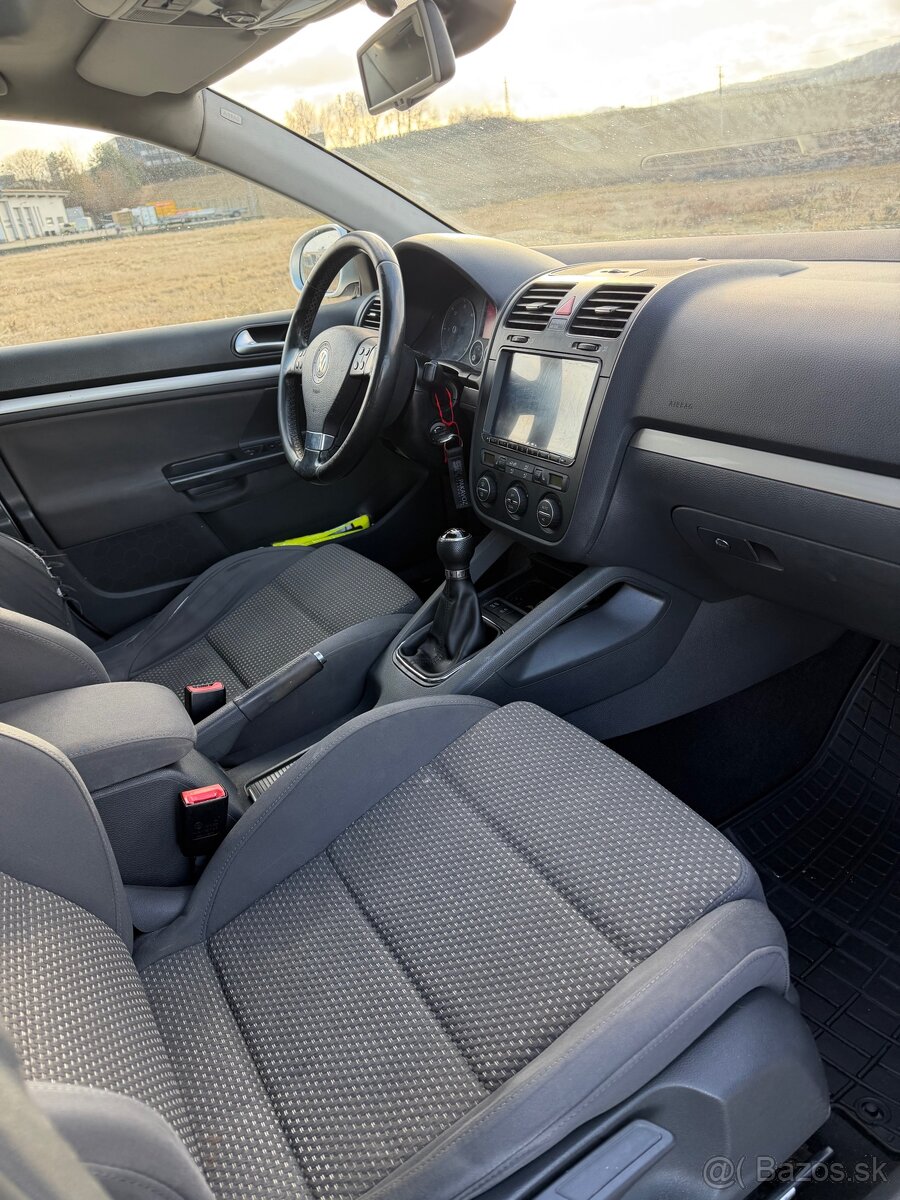 VW Golf 5 1.9 TDI - 8