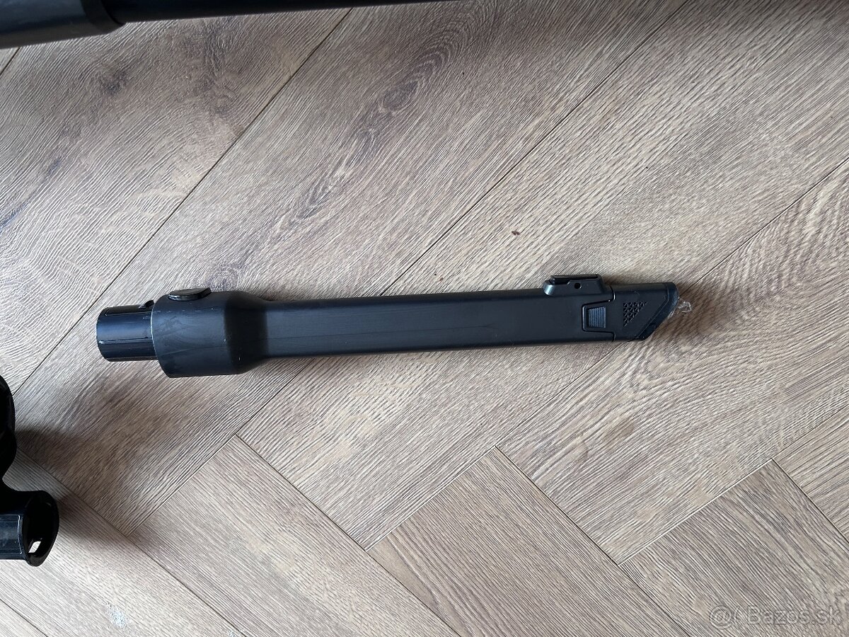 Tyčový vysávač ETA Sonar - 8