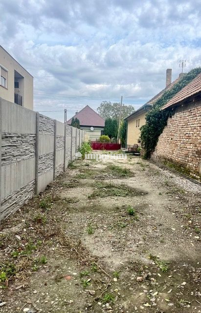 Pekný slnečný pozemok 1182 m2 na predaj - obec Čenkovce. - 8