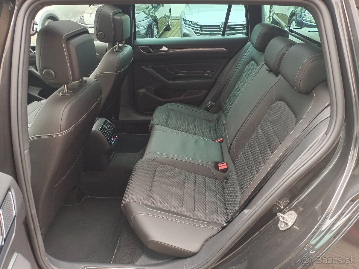 VW Passat B8 Variant TSI 140kW DSG R-Line - záruka Autodraft - 8