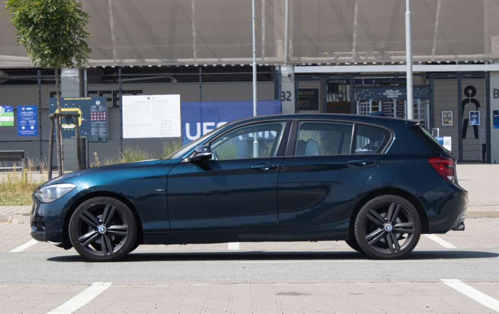 BMW 116i z roku 2011 - 8