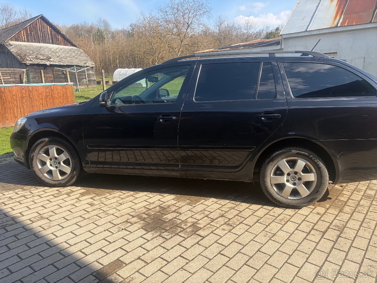 Škoda octavia combi 2.0 TDI automat - 8