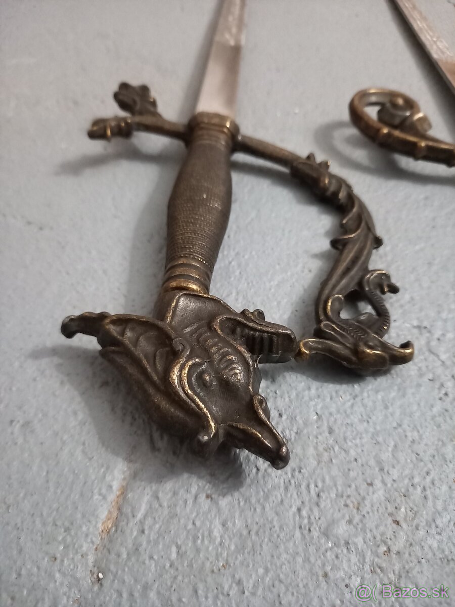 Sada šablí 5ks zo stojanom - 8