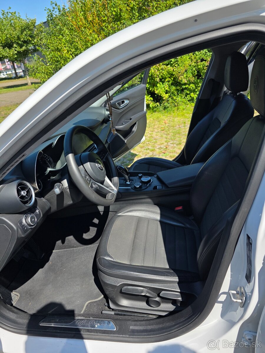 Alfa Romeo Giulia 2.2jtdm - 8