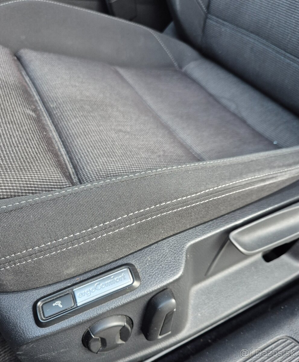 Volkswagen Passat combi B8, dsg - 8