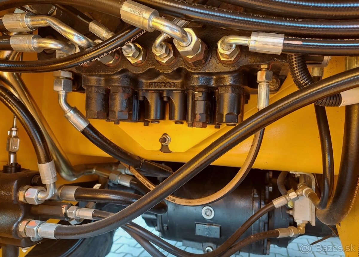 JCB 3CX Contractor - 8