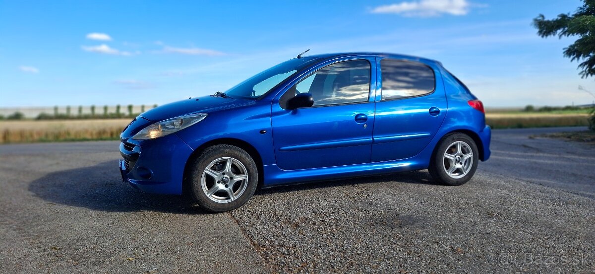 Peugeot 206+ - 8