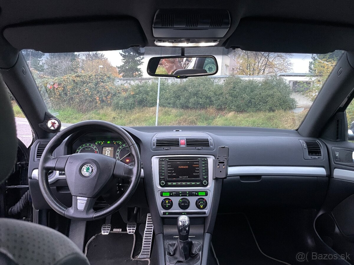 Octavia 2 RS 2007 2.0tdi Pd - 8