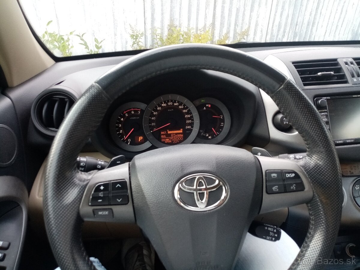 Toyota RAV4 4x4 - 8