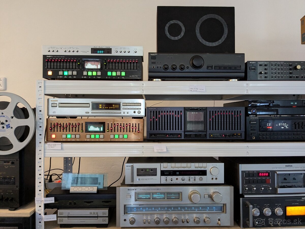 Akai, Sony, Teac, Technics, Denon, Pioneer............. - 8