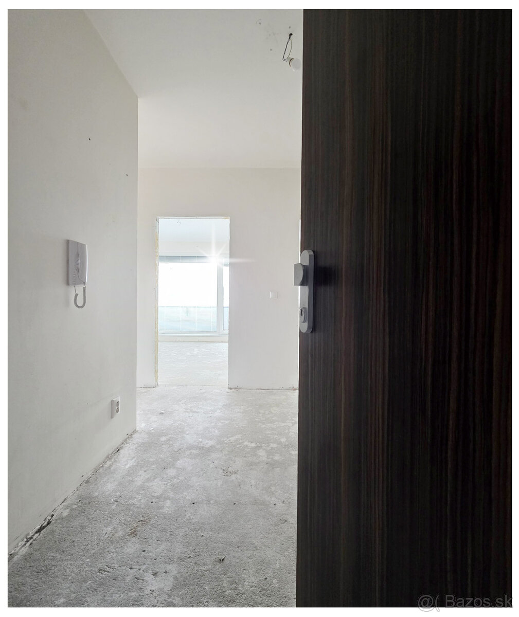 3i byt / JESENSKÝ VŔŠOK / BB / CENTRUM / 114 m2 - 8