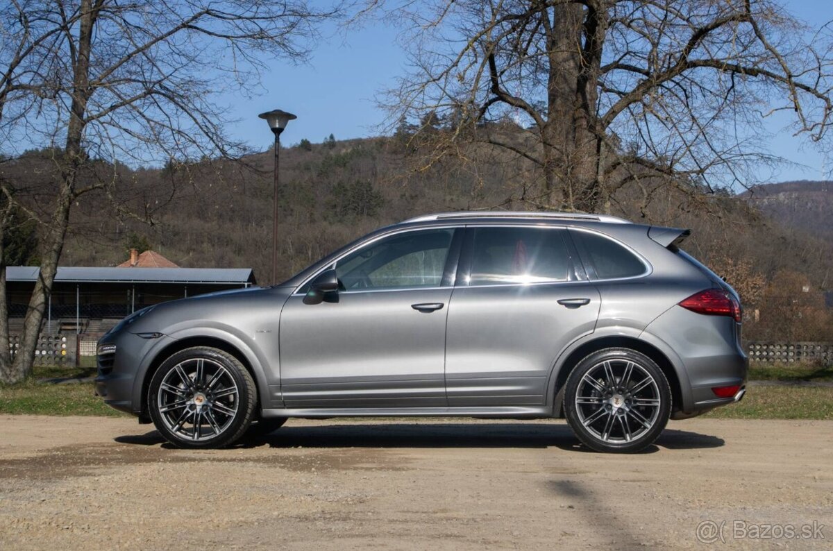Porsche Cayenne S 4,2 V8 281 kW - 8
