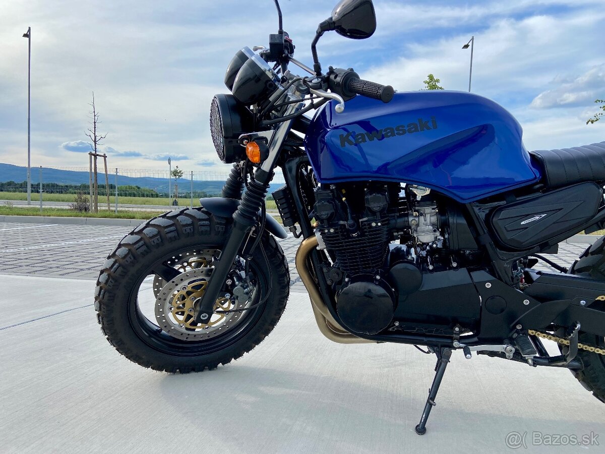 KAWASAKI CAFE RACER - 8