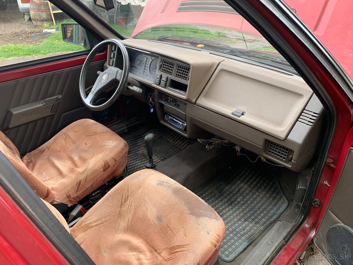 Skoda Favorit 136L , r.v 1990 - 8