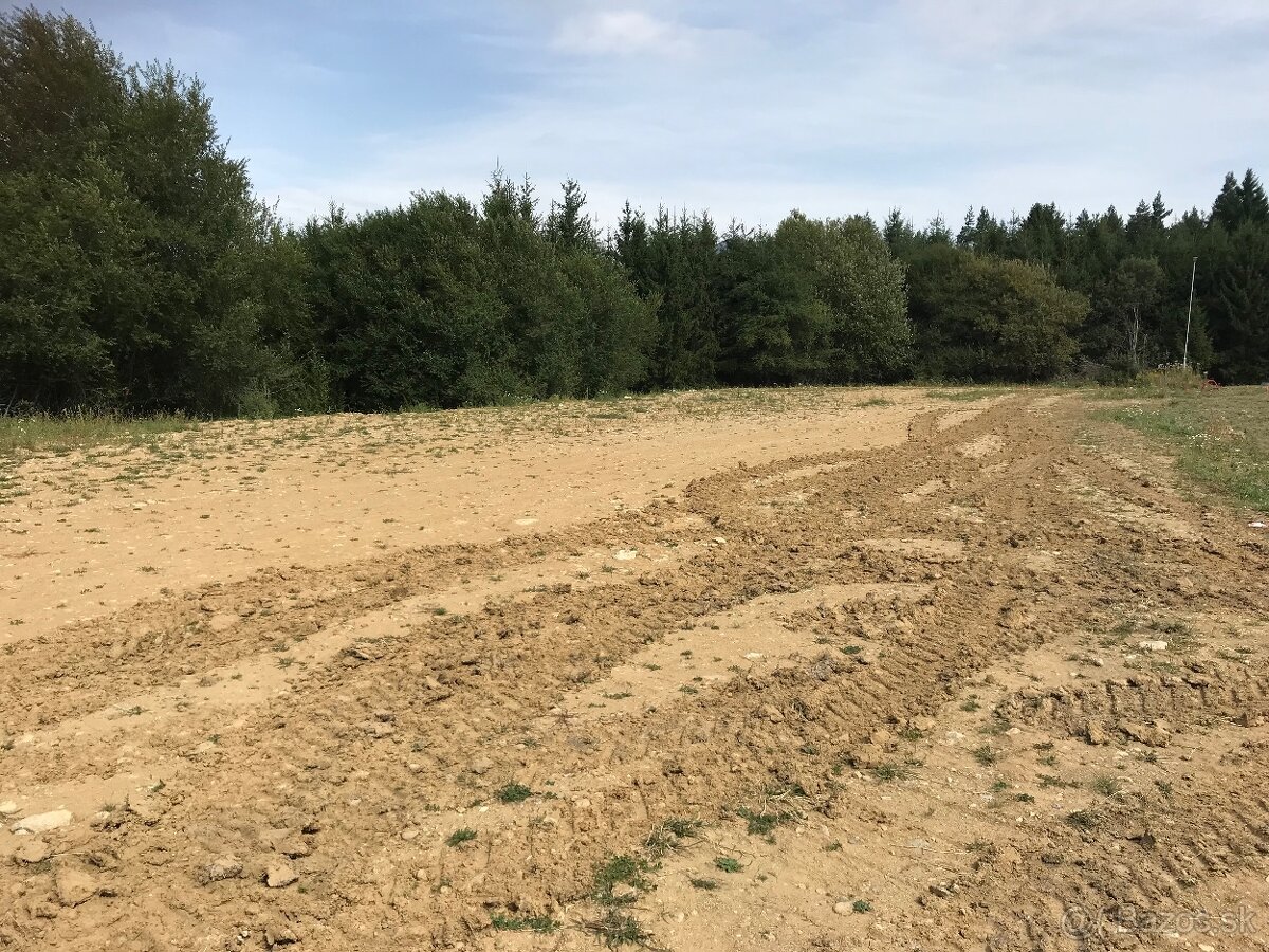 3 velke stavebne pozemky s vyhladom na Tatry 1000+m2 - 8